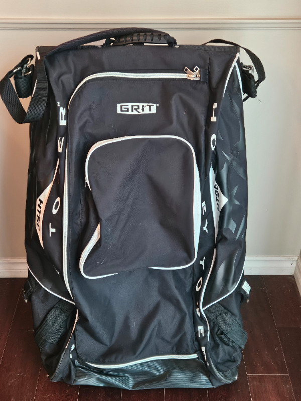 36" Grit HTSE Hockey Tower 36in. Wheeled Hockey Equipment Bag in Hockey in St. Catharines