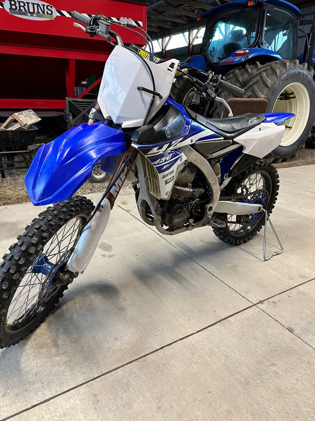 Yz 450 2018    in Dirt Bikes & Motocross in Windsor Region - Image 3