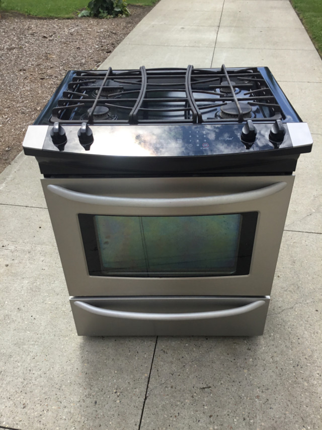 GAS STOVE WITH WARMING DRAWER. in Stoves, Ovens & Ranges in Edmonton