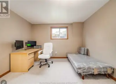 Spacious Clean Room Available for Rent in Upscale LaSalle Experience a comfortable lifestyle in one...
