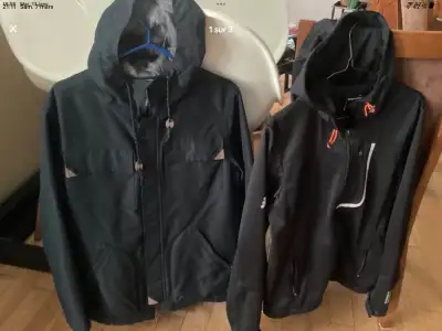 ado manteau Snotek Small 65$ manteau RIPZONE méd 65$, View more