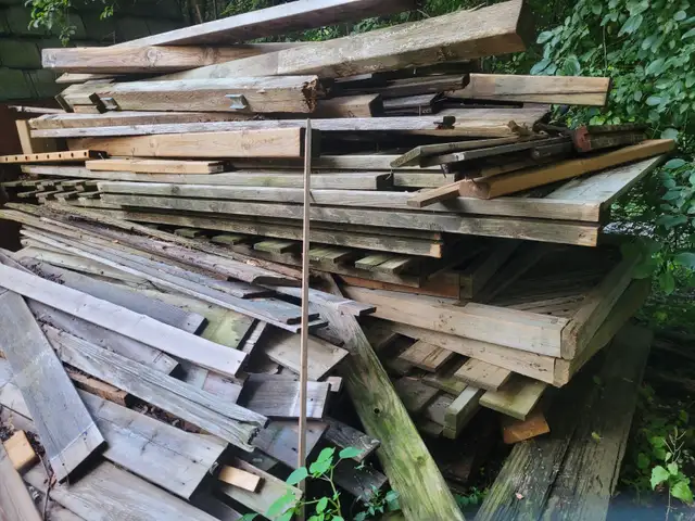 Wooden Planks - Free in Free Stuff in Mississauga / Peel Region - Image 5