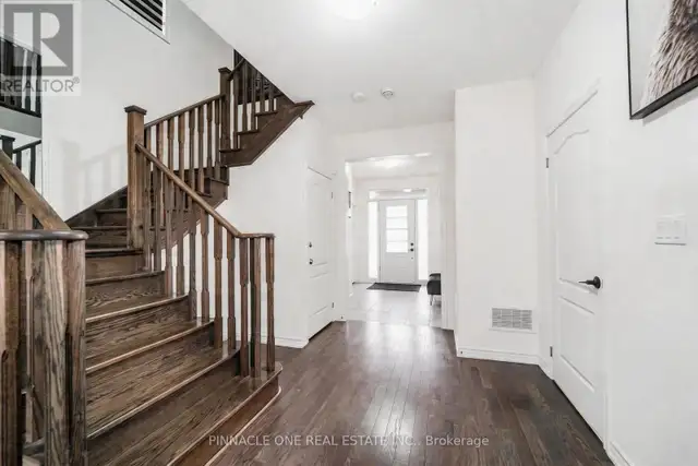 4 Bedroom House for rent in Long Term Rentals in Markham / York Region - Image 7
