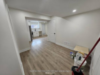 Milton Newly renovated 2 bedroom apartment walk out for lease