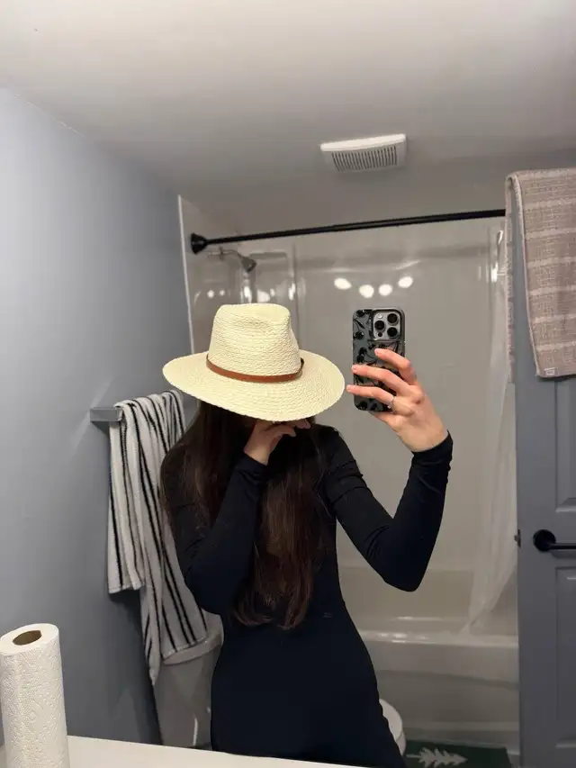 Vince Camuto Straw Fedora Hat in Multi-item in Vancouver - Image 7