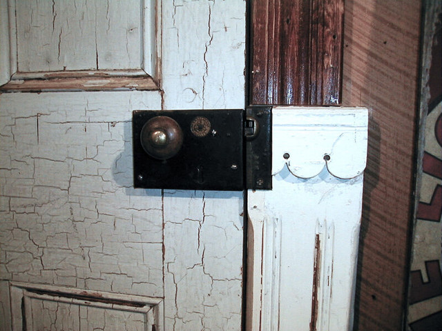 locks - antique box and carpenter locks in Home Décor & Accents in Owen Sound - Image 2