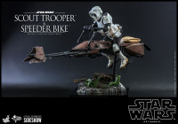 Hot Toys Sideshow Star Wars Scout Trooper and Speeder Bike