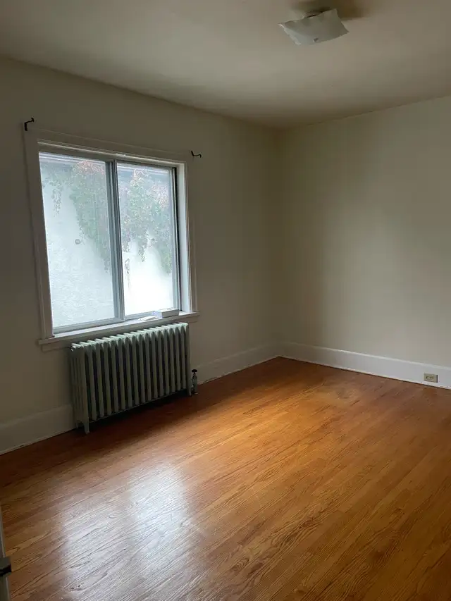 Spacious character 3 bedrooms apartment for rent | Long Term Rentals ...