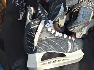Hockey Skates Winnwell size SR6/EUR38, View more