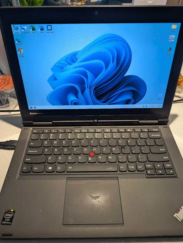 Laptop Lenovo Thinkpad Yoga S1. i5, 8Gb ram, 128Gb SSD. Touchscr in Laptops in Ottawa - Image 2