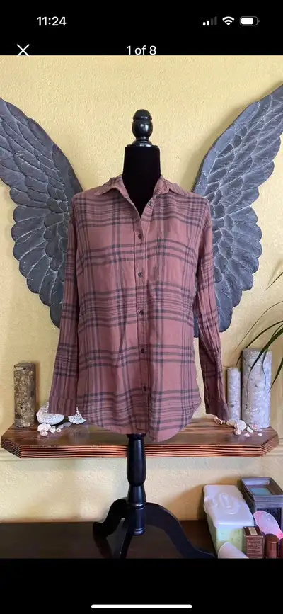 Excellent condition Light brown and black Oversized XS Pit to pit 20” Length 28”-30”