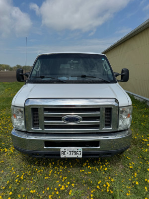 2011 Ford E 350