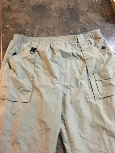 Mens lightweight snow boarding/ski pants,size XL , View more