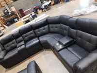Black colbalt 3pc sectional. Manual reclining 