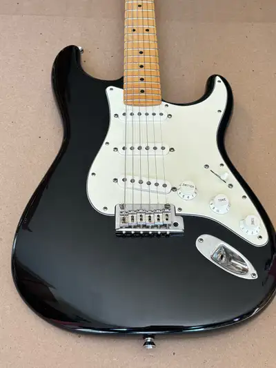 American Standard Stratocaster, View more