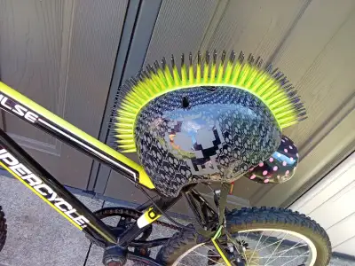 Kids Helmet Raskullz, View more