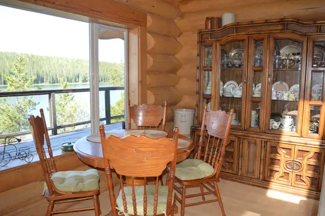 Alexis Lake Retreat – Off-Season discounted prices. in British Columbia in Canada - Image 9