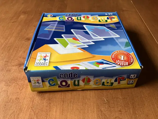 Smart Games Code Couleur (Colour Code)  Game, Complete in Toys & Games in City of Montréal - Image 5