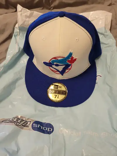 Blue jays new era official on-field hat 7 3/8, View more