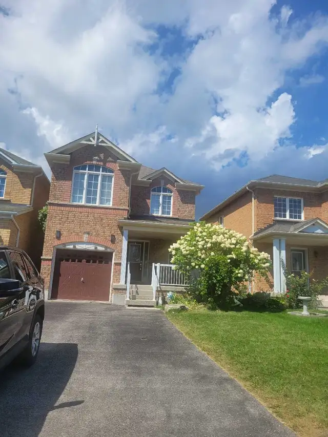 4 bedroom 4 washroom home for rent in Courtice 