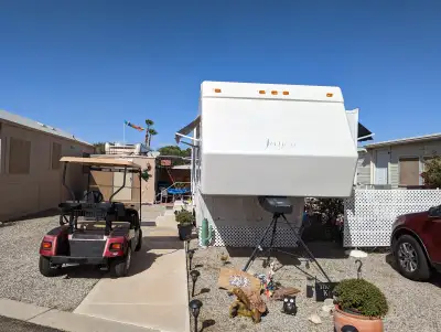 Very clean 5th wheel trailer set up at 283 sandpiper in Araby Acres RV Resort. For sale or rent. New...
