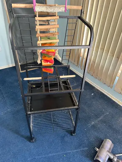 Used but great condition Parrot play land. (Toys will be removed) No seed catcher. Thanks
