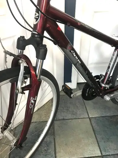 Vélo hybride Opus UrbanoCadre S en Aluminium, excellent état, View more