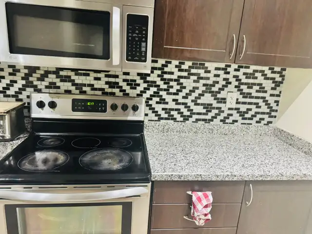 4 Bedroom Townhouse for Rent – Available April 1, 2026