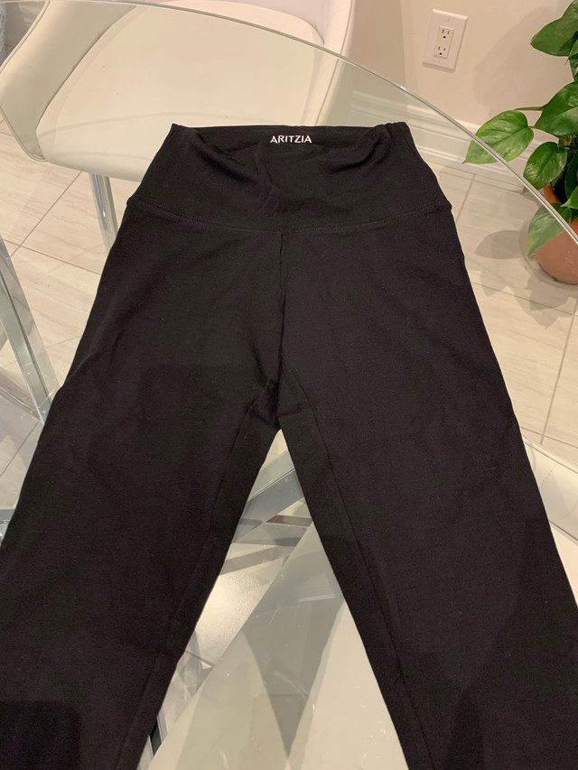 XS Aritzia Leggings (2) in Women's - Bottoms in City of Toronto