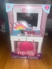 MYLIFE AS DOLL VANITY TABLE