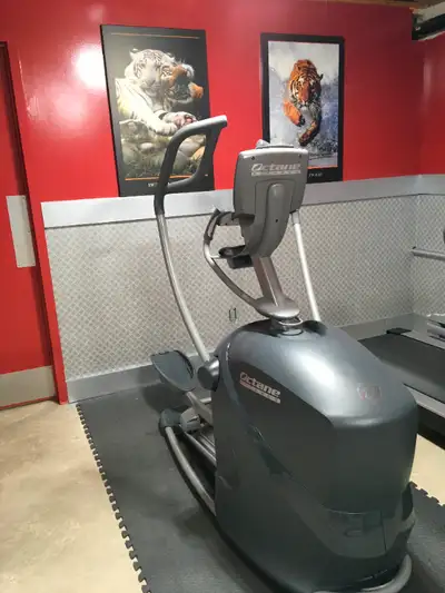 OCTANE FITNESS ELIPTICAL MACHINE  Q37C, View more