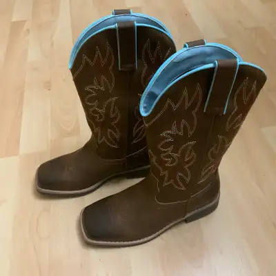 Brand NEW Women’s Cowboy Boots — Size 36 — See Size Chart Photo, View more