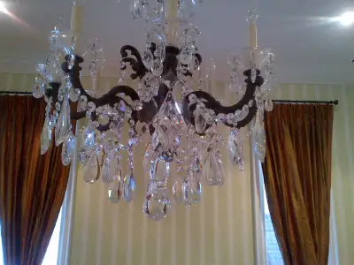 Beautiful Schonbek 8-light chandelier with genuine Swarovski cry, View more