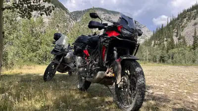 Well cared for, clean and stored in heated shop. 5 oil changes since new and one Honda dealer inspec...