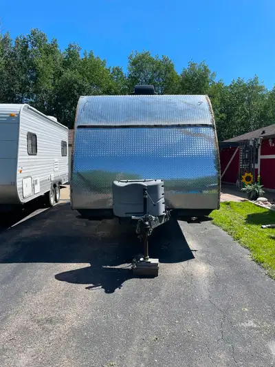 CrossRoads Sunset Trail 19 foot hard side trailer with all the added perks and finishings of a high...