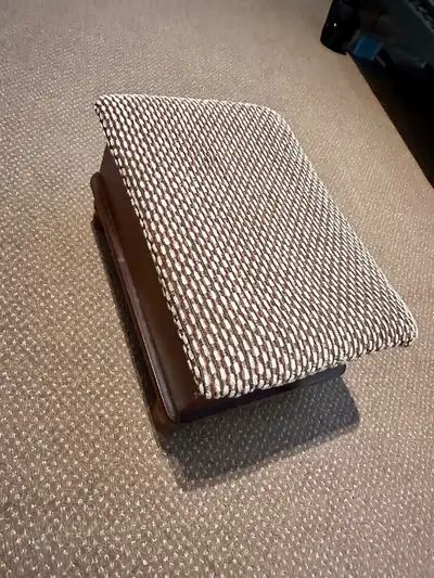 REPOSE PIED, FOOT STOOL, View more
