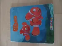 Livre tout carton trouver Nemo (L97)