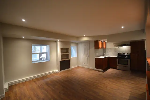 Bachelor Suite in Durand