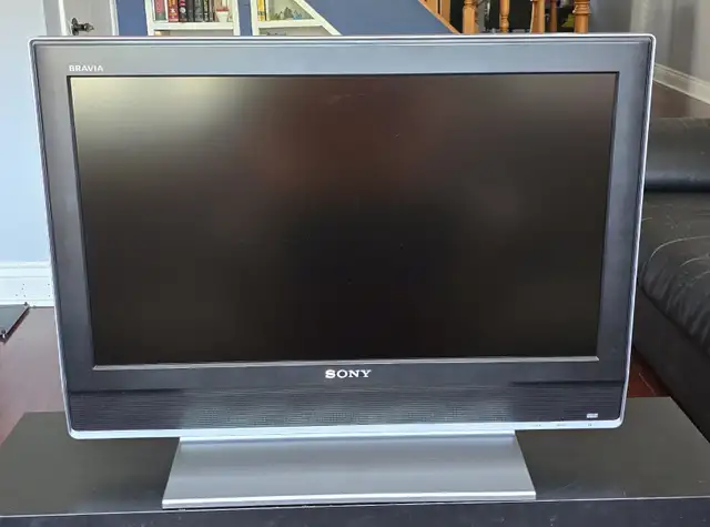Sony 26 inches BRAVIA LCD HDTV with HDMI in TVs in Ottawa - Image 2