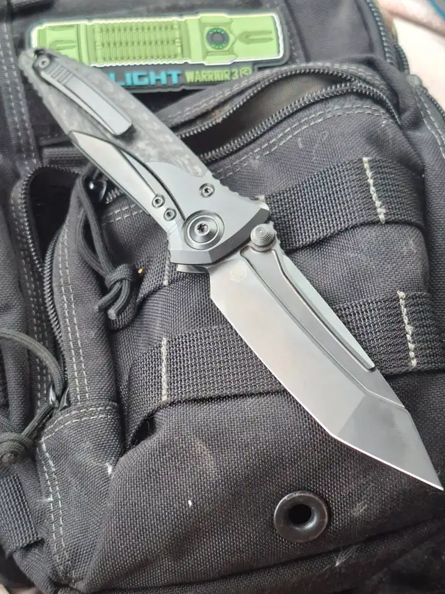 Bushcraft / edc in Fishing, Camping & Outdoors in Nanaimo - Image 7