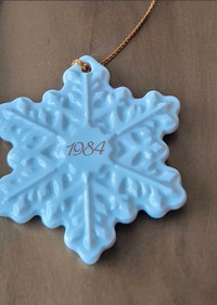 1984 Avon Ornament Snowflake Mint Condition 