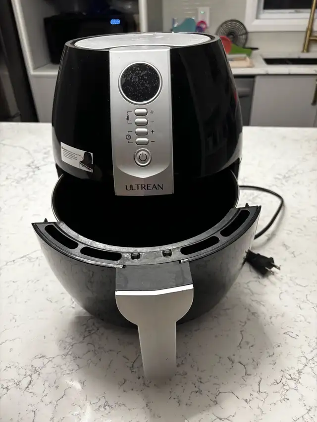 ULTREAN Air Fryer in General Electronics in City of Montréal - Image 4