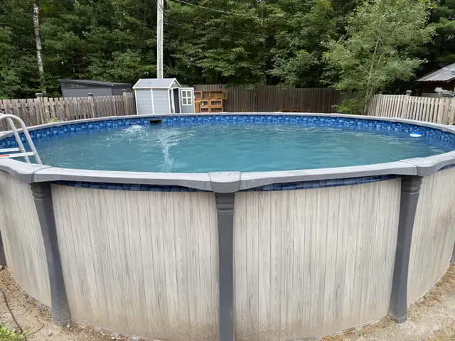 21-Foot Swimming Pool