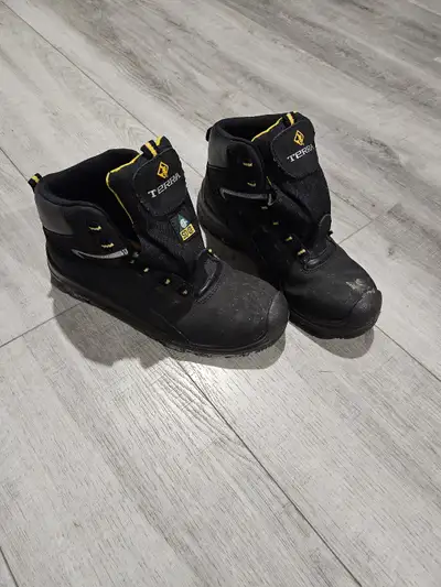 Steel toes boots - Men 9, View more