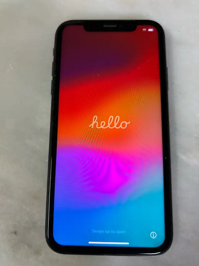 iPhone XR in Cell Phones in Kingston - Image 3