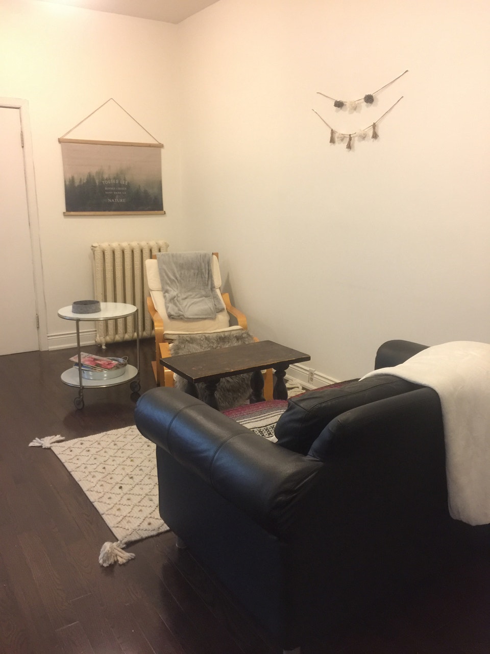 One bedroom downtown Bloor & St. George 2