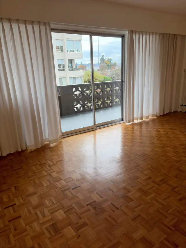 One Bedroom Apartment 