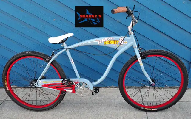 20" Manhattan Fabulos Hornet Beach Crusier (29534377) in Cruiser, Commuter & Hybrid in Calgary - Image 2