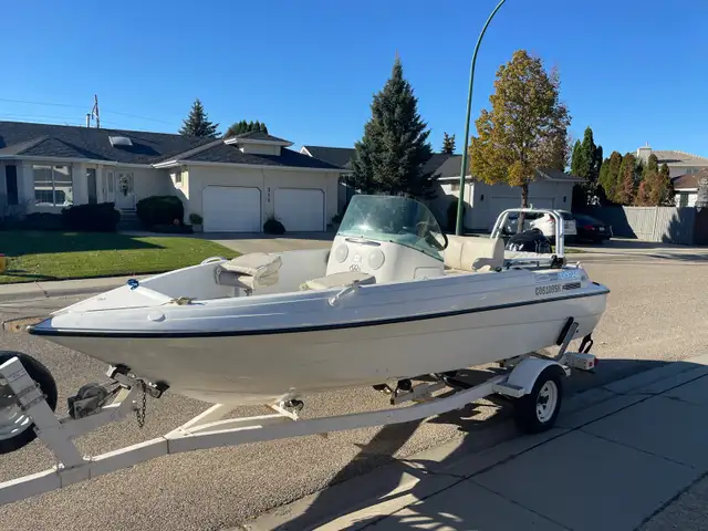 Doral Ibiza 190 Center Console in Powerboats & Motorboats in Saskatoon - Image 3