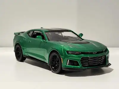 Motormax 2017 Camaro ZL1 green metallic 1:24 diecast model , View more